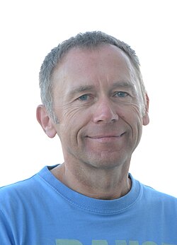 Wolfgang Schnick, Porträt