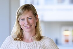 Melina Schuh, Porträt