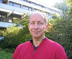 Wolfgang Lück, Porträt