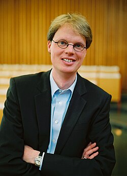 Axel Ockenfels, Porträt