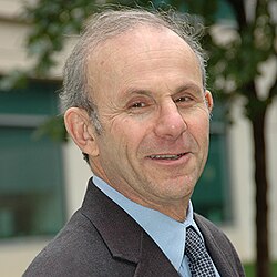 David N. Seidman, Porträt