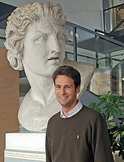 Jonas Grethlein, Porträt