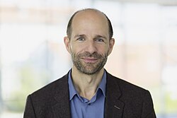 Christian Hertweck, Porträt