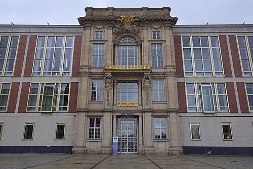 European School of Management and Technology, Berlin