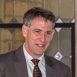 Stefan Pfister, Porträt