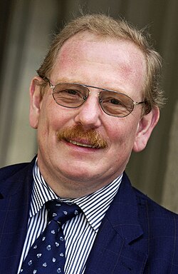 Reinhard Genzel, Porträt