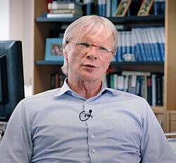 Ferdi Schüth, Porträt