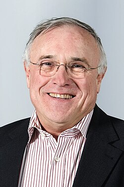 Klaus Müllen, Porträt